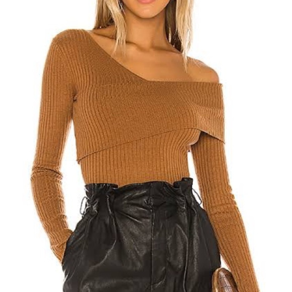 Lovers + Friends Tan Off-the-Shoulder Sweater Small